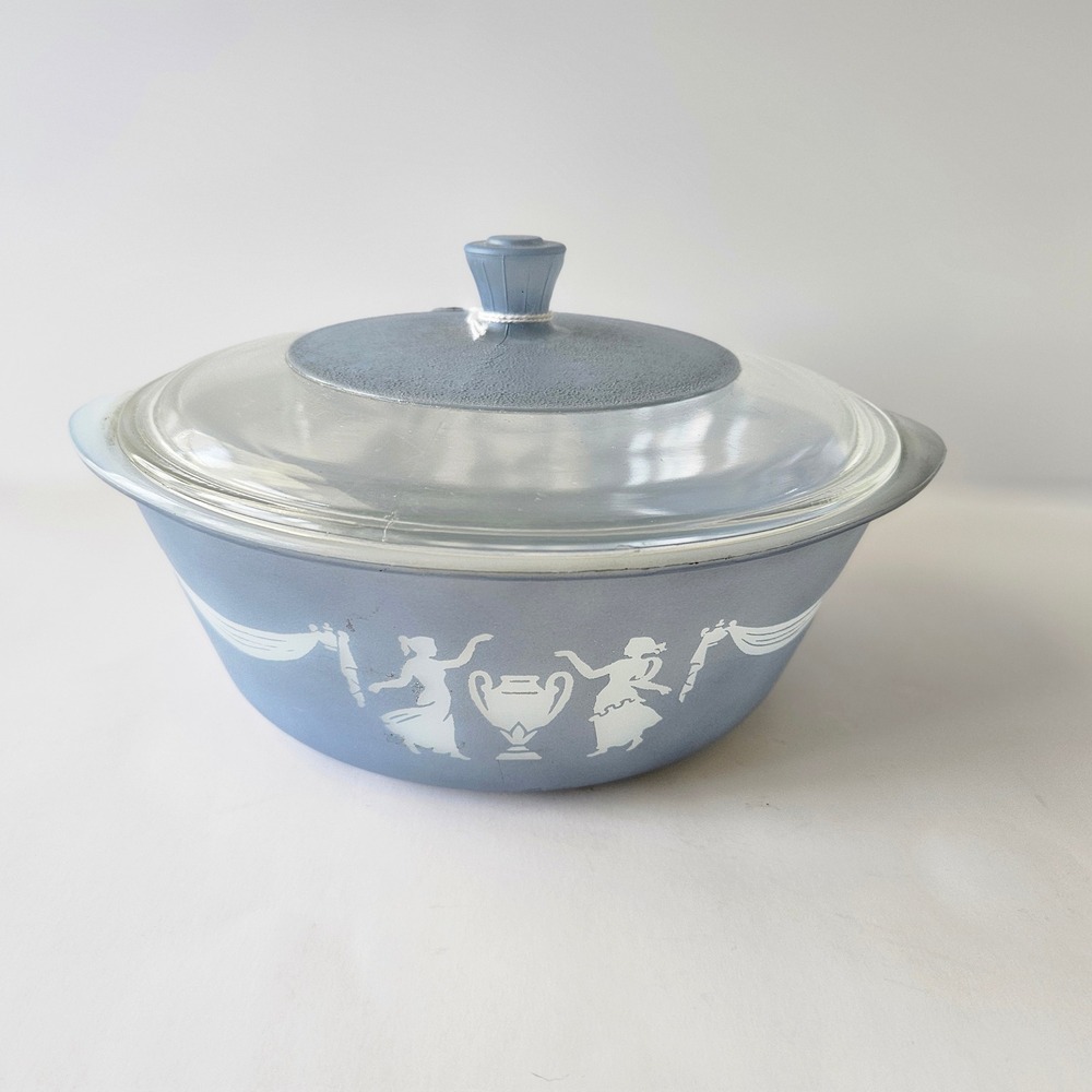 Vtg Glasbake Blue Cameo Casserole Dish W Original Lid - 1.5 Quart - J512